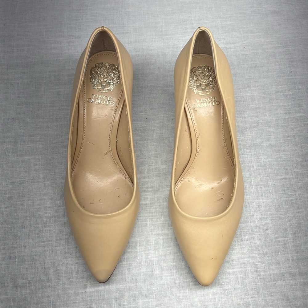 🌞 Vince Camuto classy nude color kitten heel pumps women size 6.5M or eu 36.5